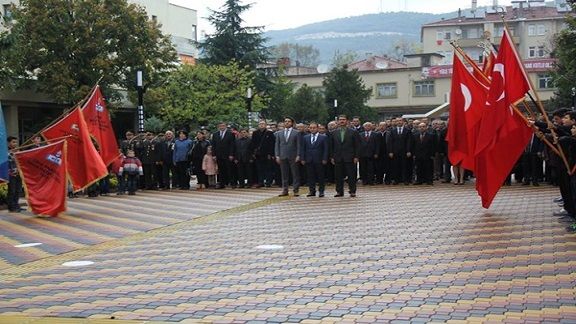 Cumhuriyet Bayramı Çelenk Sunma töreni yapıldı